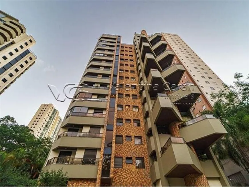 Foto 1 de Apartamento com 3 Quartos à venda, 213m² em Morumbi, São Paulo