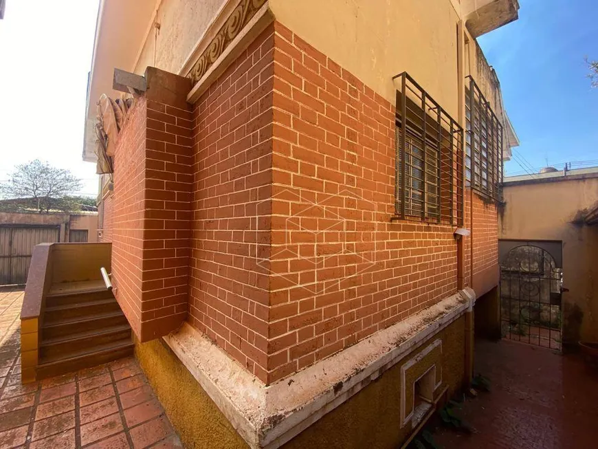 Foto 1 de Casa com 4 Quartos para venda ou aluguel, 350m² em Centro, Jaú