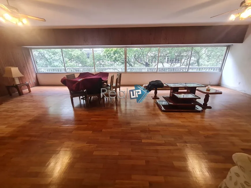 Foto 1 de Apartamento com 4 Quartos à venda, 257m² em Copacabana, Rio de Janeiro