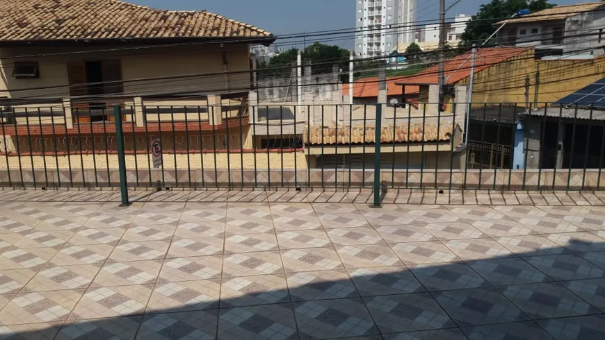 Foto 1 de Sobrado com 4 Quartos à venda, 274m² em Parque Assunção, Taboão da Serra