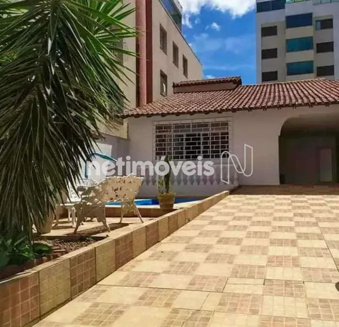 Foto 1 de Ponto Comercial com 7 Quartos para alugar, 300m² em Prado, Belo Horizonte