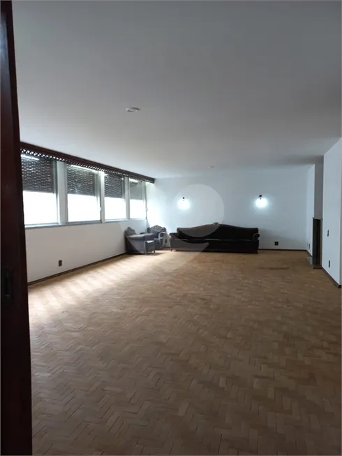 Foto 1 de Apartamento com 3 Quartos à venda, 300m² em Higienópolis, São Paulo