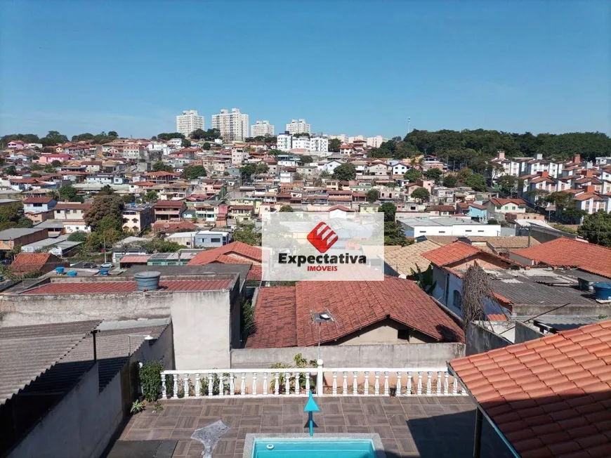 Foto 1 de Casa com 4 Quartos à venda, 143m² em Letícia, Belo Horizonte