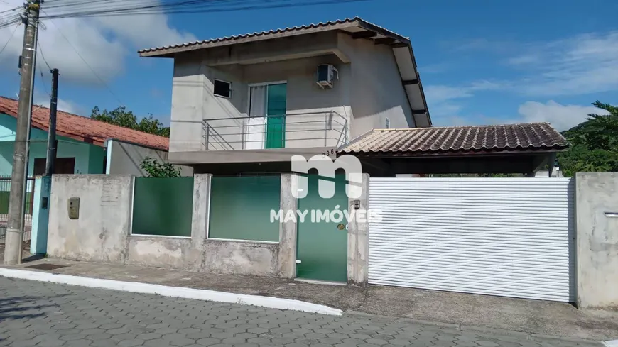 Foto 1 de Casa com 3 Quartos à venda, 110m² em Espinheiros, Itajaí