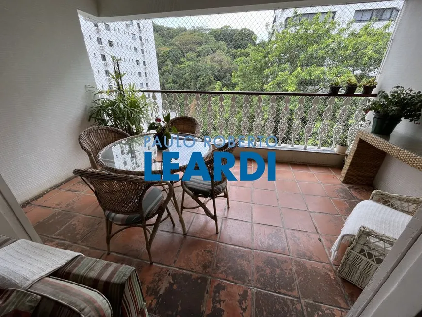 Foto 1 de Apartamento com 3 Quartos à venda, 137m² em Barra Funda, Guarujá