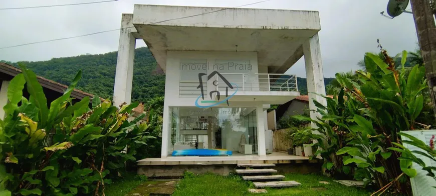 Foto 1 de Sobrado com 5 Quartos à venda, 350m² em Praia Domingas Dias, Ubatuba