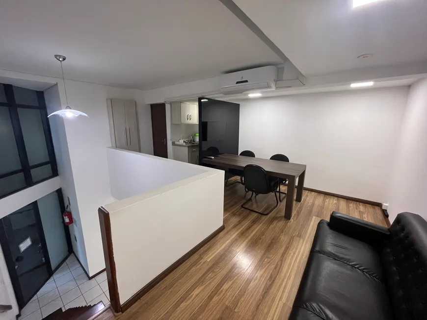 Foto 1 de Sala Comercial para alugar, 70m² em Centro, Joinville