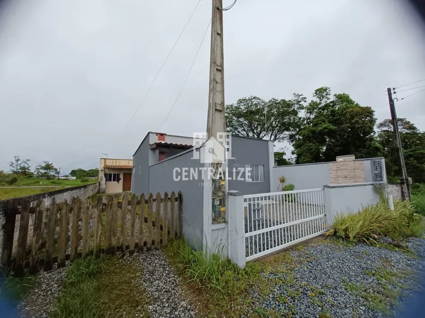 Foto 1 de Casa com 2 Quartos à venda, 107m² em Barra do Sai, Itapoá