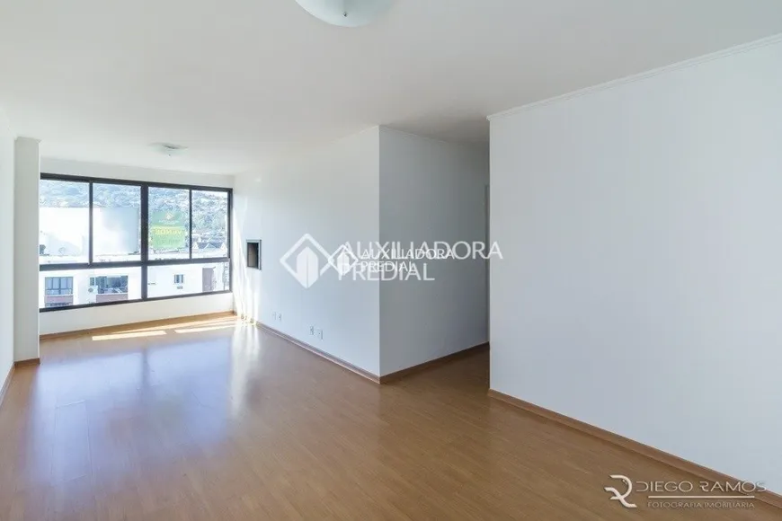 Foto 1 de Apartamento com 3 Quartos à venda, 84m² em Jardim Botânico, Porto Alegre