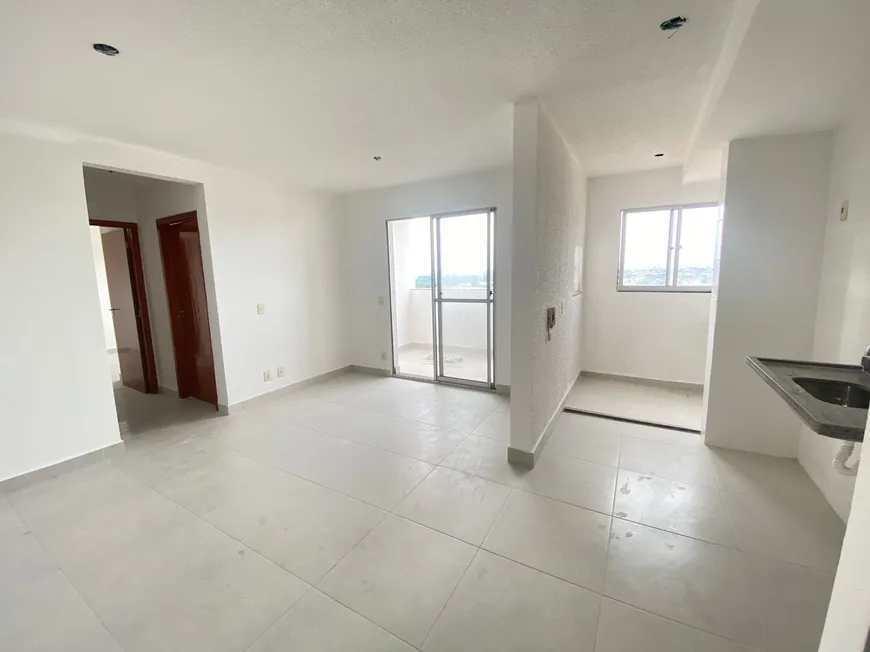 Foto 1 de Apartamento com 2 Quartos para alugar, 65m² em Jardim Ipê, Goiânia