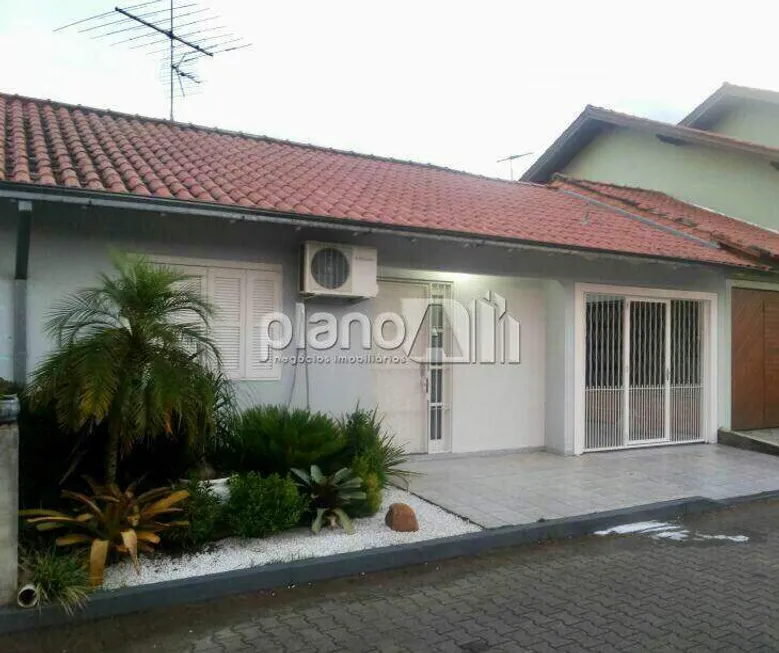 Foto 1 de Casa com 2 Quartos à venda, 56m² em Passos Dos Ferreiros, Gravataí