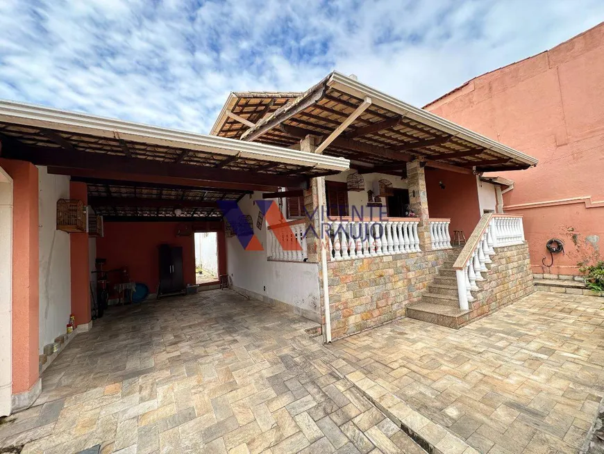 Foto 1 de Casa com 3 Quartos à venda, 193m² em Bom Retiro, Betim