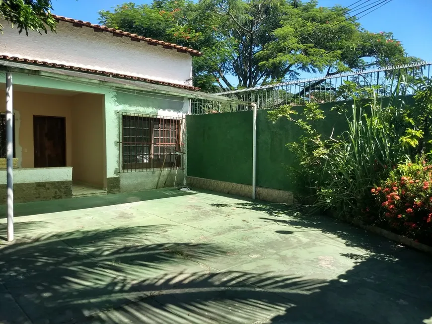 Foto 1 de Casa com 4 Quartos para venda ou aluguel, 230m² em Itaipu, Niterói