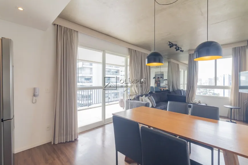 Foto 1 de Apartamento com 1 Quarto para alugar, 62m² em Brooklin, São Paulo