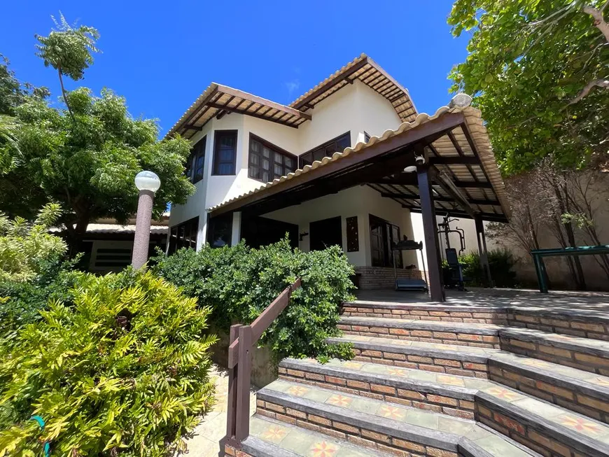 Foto 1 de Casa com 4 Quartos à venda, 400m² em Vicente Pinzon, Fortaleza