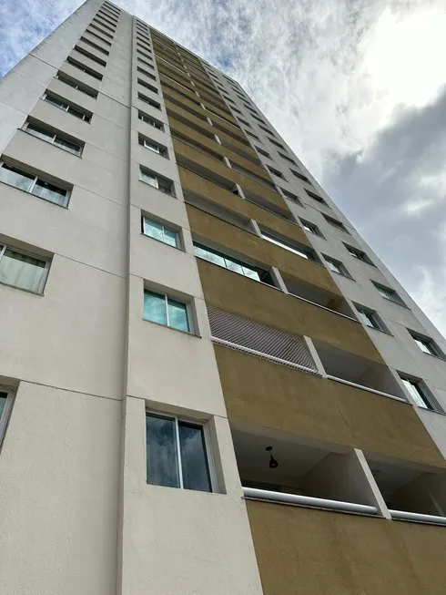 Foto 1 de Apartamento com 2 Quartos à venda, 52m² em Matatu De Brotas, Salvador