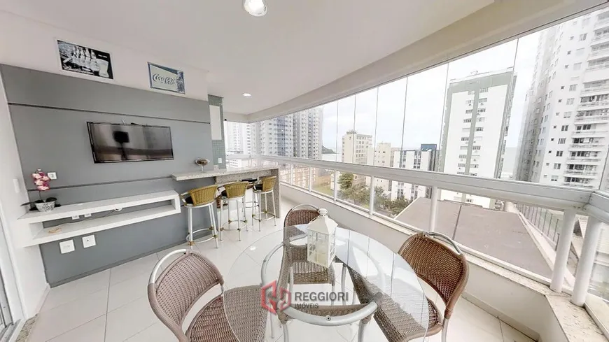 Foto 1 de Apartamento com 3 Quartos à venda, 137m² em Centro, Balneário Camboriú