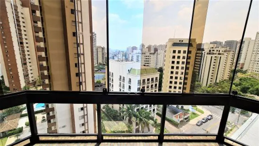 Foto 1 de Apartamento com 3 Quartos à venda, 226m² em Vila Suzana, São Paulo