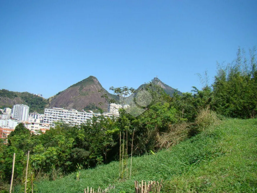 Foto 1 de Lote/Terreno à venda, 8000m² em Laranjeiras, Rio de Janeiro