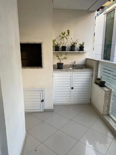 Foto 1 de Apartamento com 2 Quartos para alugar, 65m² em Centro, Balneário Camboriú