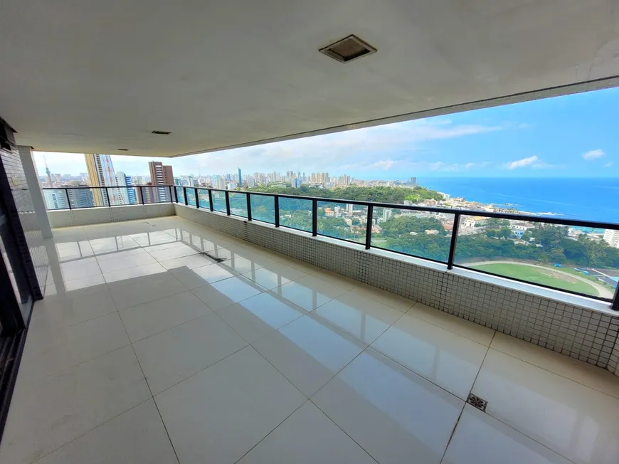 Foto 1 de Apartamento com 3 Quartos à venda, 275m² em Ondina, Salvador