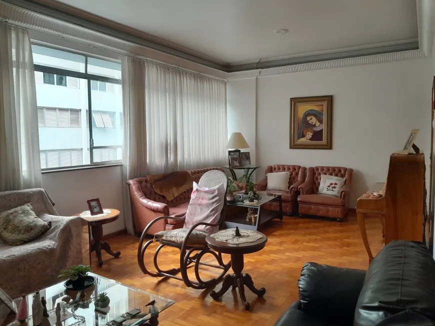 Foto 1 de Apartamento com 4 Quartos à venda, 211m² em Centro, Belo Horizonte