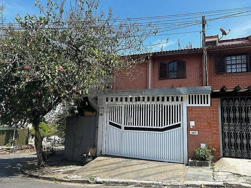 Foto 1 de Sobrado com 3 Quartos à venda, 239m² em Conjunto Residencial Vista Verde, São Paulo