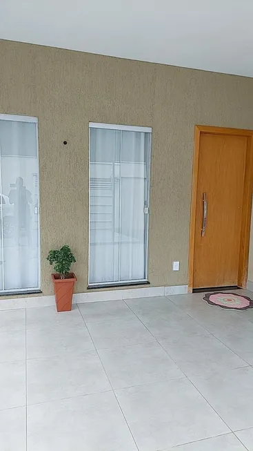 Foto 1 de Casa com 3 Quartos à venda, 120m² em Residencial Das Acacias, Goiânia