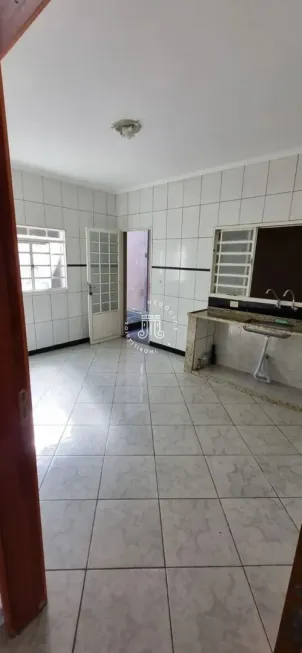 Foto 1 de Casa com 2 Quartos à venda, 113m² em Jardim Laura, Campo Limpo Paulista