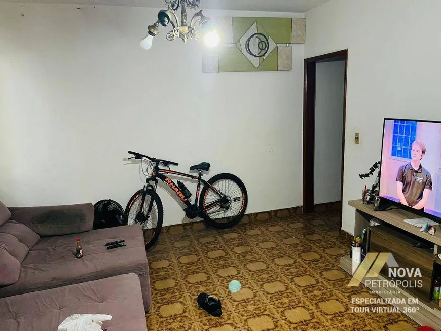 Foto 1 de Sobrado com 3 Quartos à venda, 200m² em Vila Vivaldi, São Bernardo do Campo