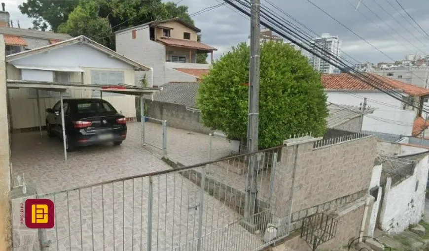 Foto 1 de Casa com 2 Quartos à venda, 66m² em Estreito, Florianópolis