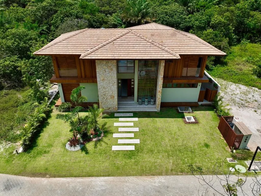 Foto 1 de Casa de Condomínio com 6 Quartos à venda, 500m² em Praia do Forte, Mata de São João