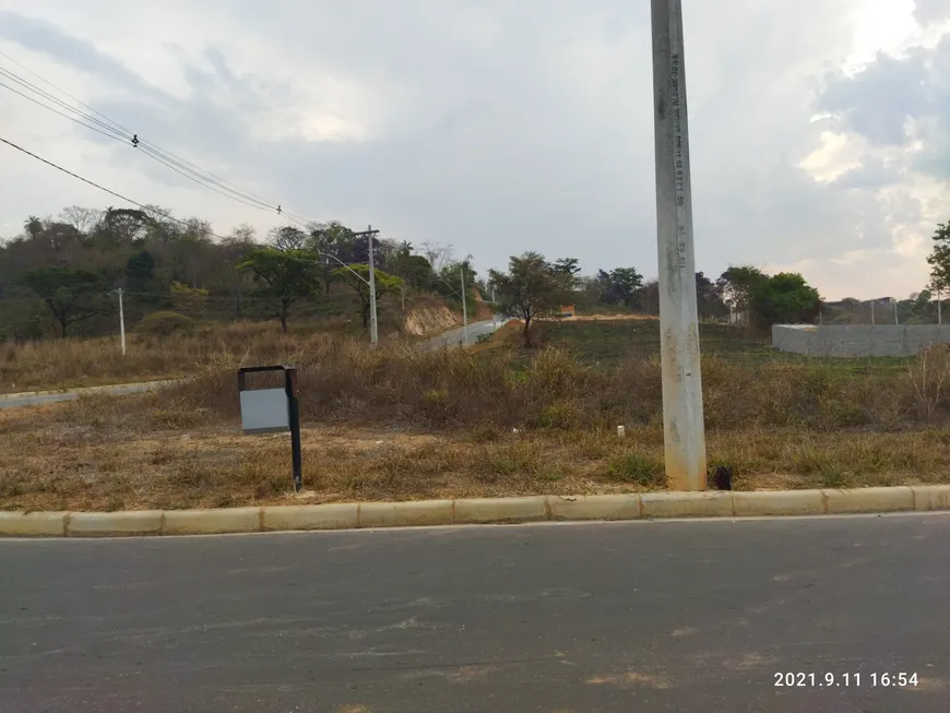 Foto 1 de Lote/Terreno à venda, 360m² em Centro, Pedro Leopoldo