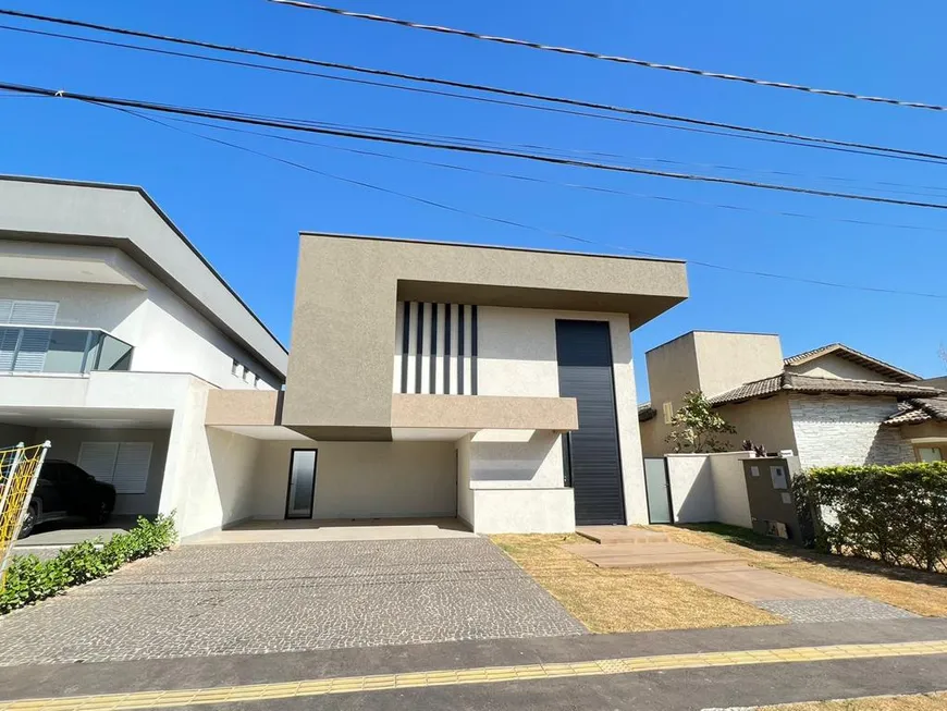 Foto 1 de Casa de Condomínio com 4 Quartos à venda, 286m² em Jardins Lisboa, Goiânia