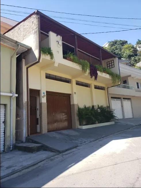 Foto 1 de Sobrado com 3 Quartos à venda, 254m² em Companhia Fazenda Belem, Franco da Rocha