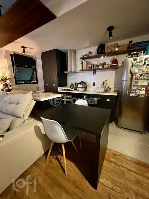 Foto 1 de Apartamento com 1 Quarto à venda, 42m² em Jardim do Salso, Porto Alegre