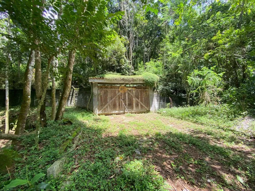 Foto 1 de Lote/Terreno com 1 Quarto à venda, 4000m² em Parque do Imbuí, Teresópolis