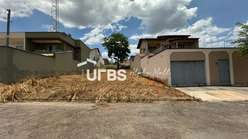 Foto 1 de Lote/Terreno à venda, 300m² em Residencial Clea Borges, Goiânia