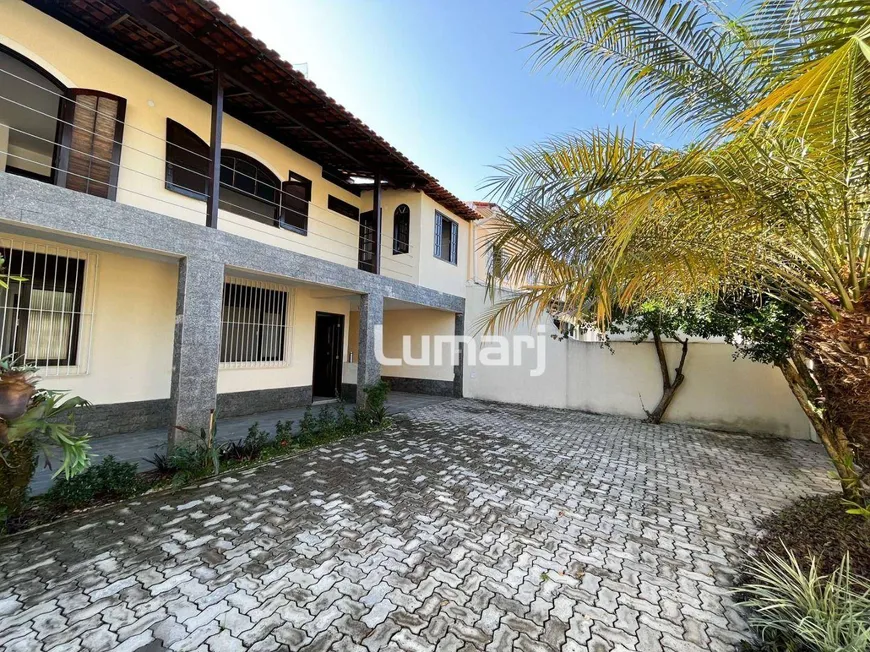Foto 1 de Casa com 6 Quartos à venda, 340m² em Itaipu, Niterói