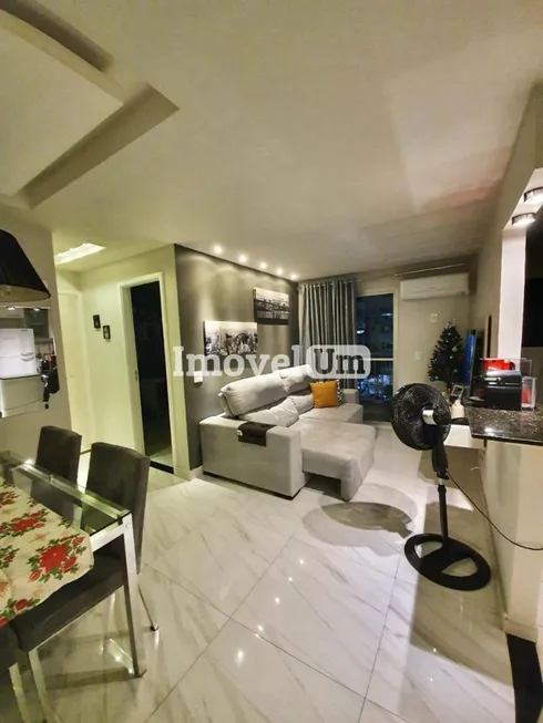 Foto 1 de Apartamento com 2 Quartos à venda, 58m² em Taquara, Rio de Janeiro