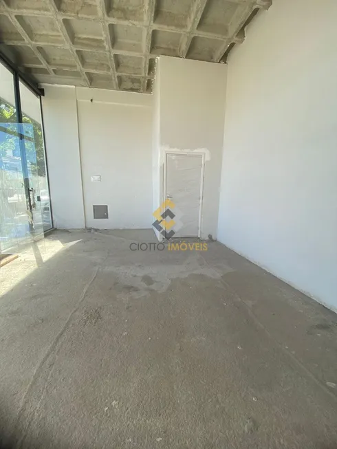 Foto 1 de Ponto Comercial para alugar, 36m² em Indaiá, Belo Horizonte