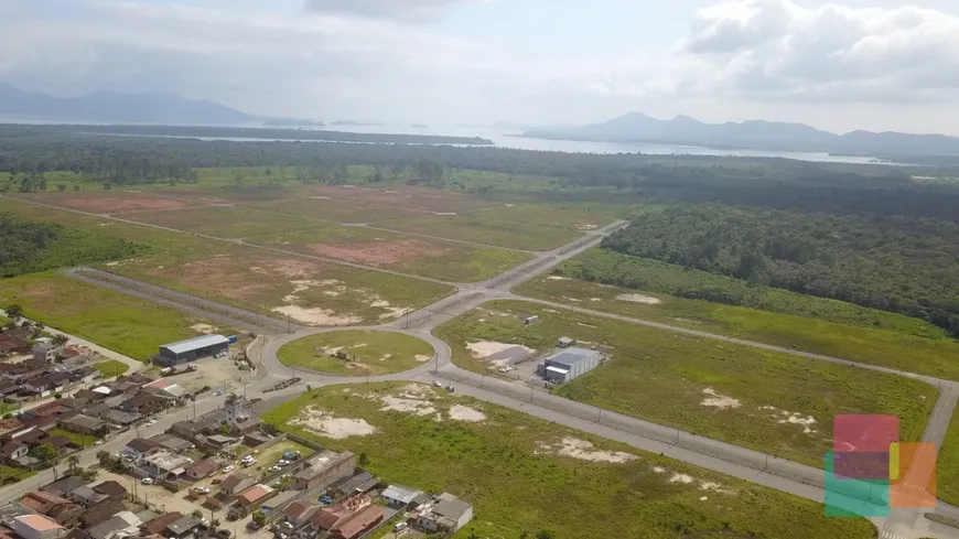 Foto 1 de Lote/Terreno à venda, 2520m² em Paranaguamirim, Joinville