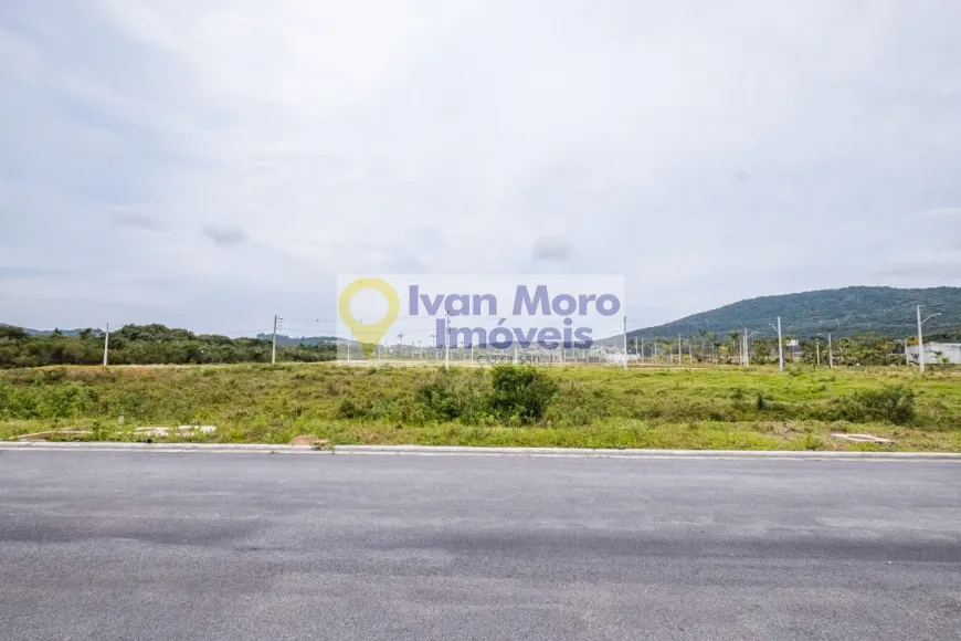 Foto 1 de Lote/Terreno à venda, 450m² em Vargem do Bom Jesus, Florianópolis