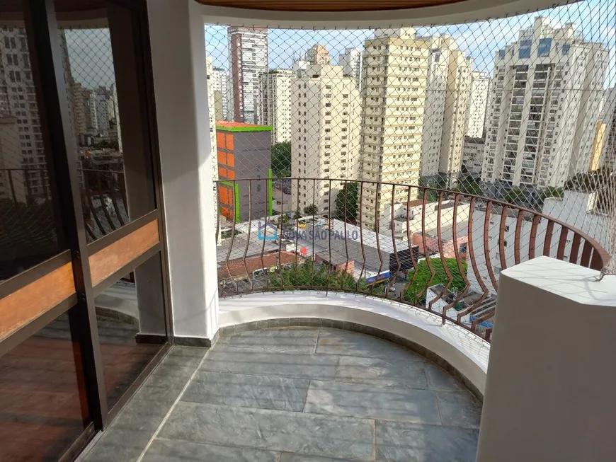 Foto 1 de Apartamento com 3 Quartos à venda, 146m² em Moema, São Paulo