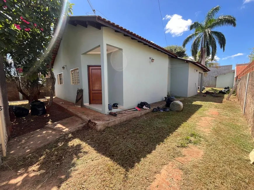 Foto 1 de Casa com 3 Quartos à venda, 600m² em Vila Santa Luzia, Campo Grande