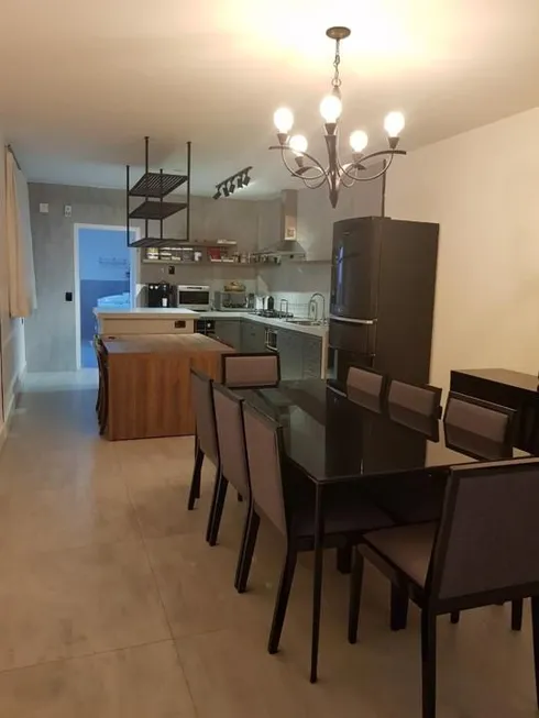 Foto 1 de Apartamento com 4 Quartos à venda, 190m² em Centro, Uberlândia