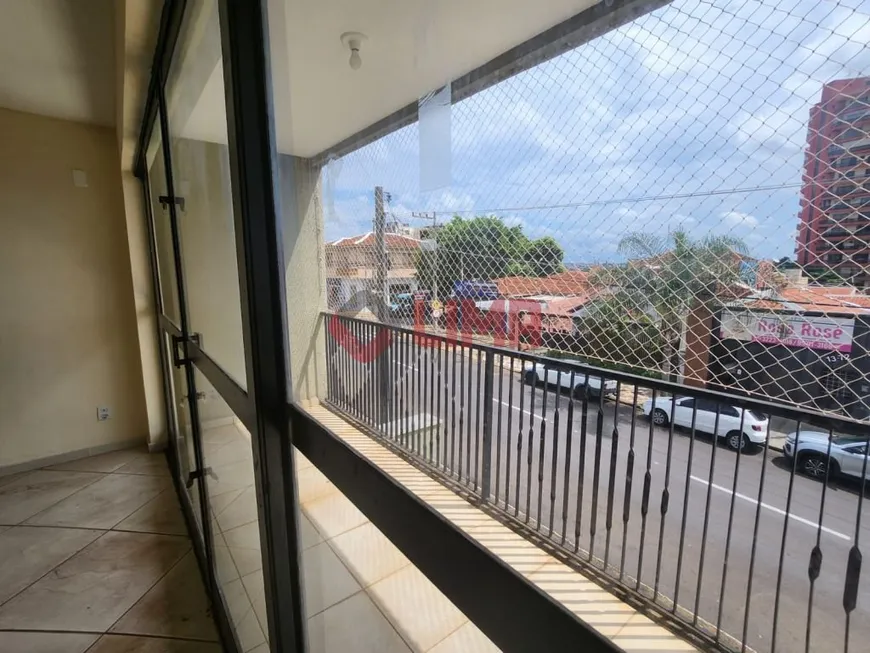 Foto 1 de Sala Comercial com 6 Quartos para alugar, 350m² em Vila Mesquita, Bauru