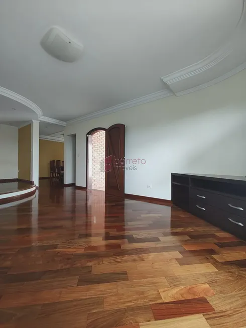 Foto 1 de Casa com 4 Quartos à venda, 322m² em Recanto Parrilo, Jundiaí