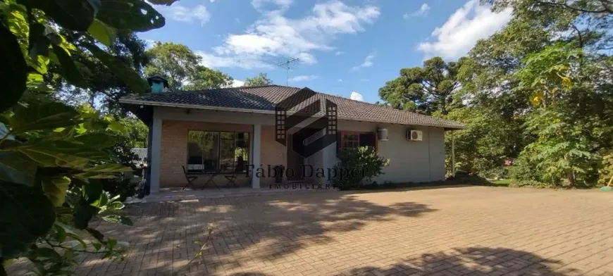 Foto 1 de Fazenda/Sítio com 3 Quartos à venda, 166m² em Planalto, Morro Reuter