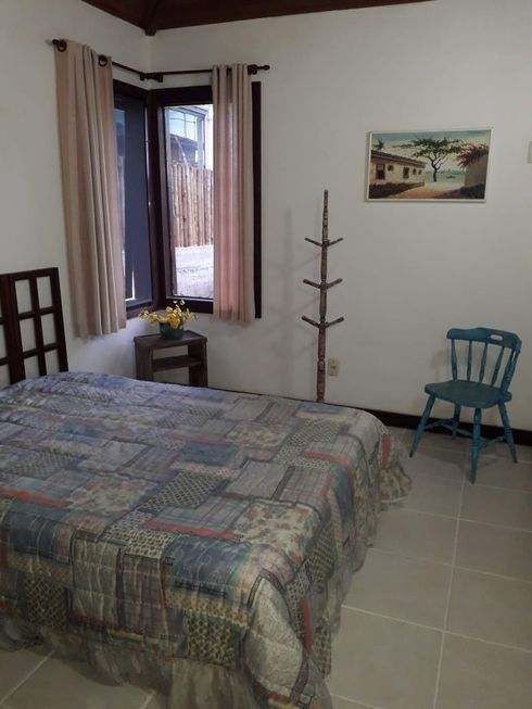 Casa de Condomínio na Rua das Casuarinas, Rasa em Armação dos Búzios